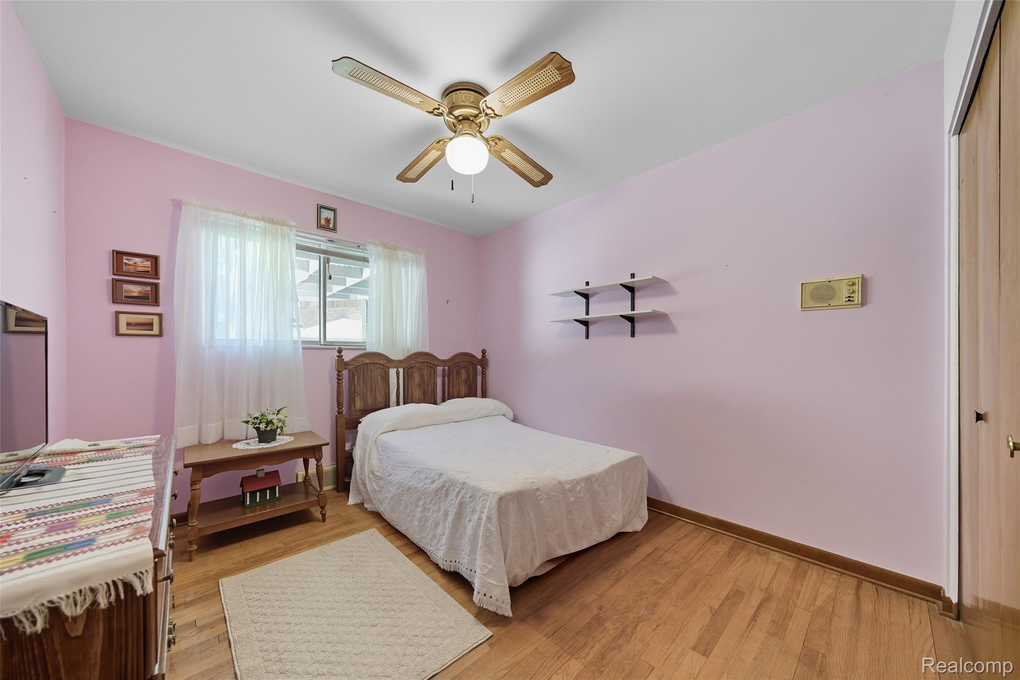 28570 Norwood Avenue