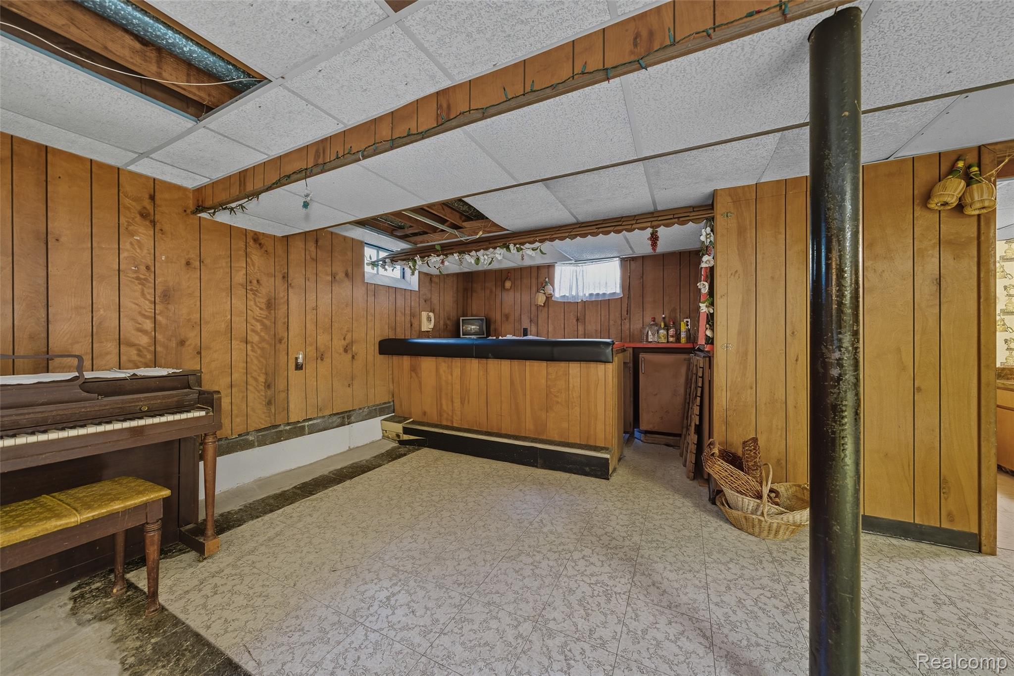 28570 Norwood Avenue