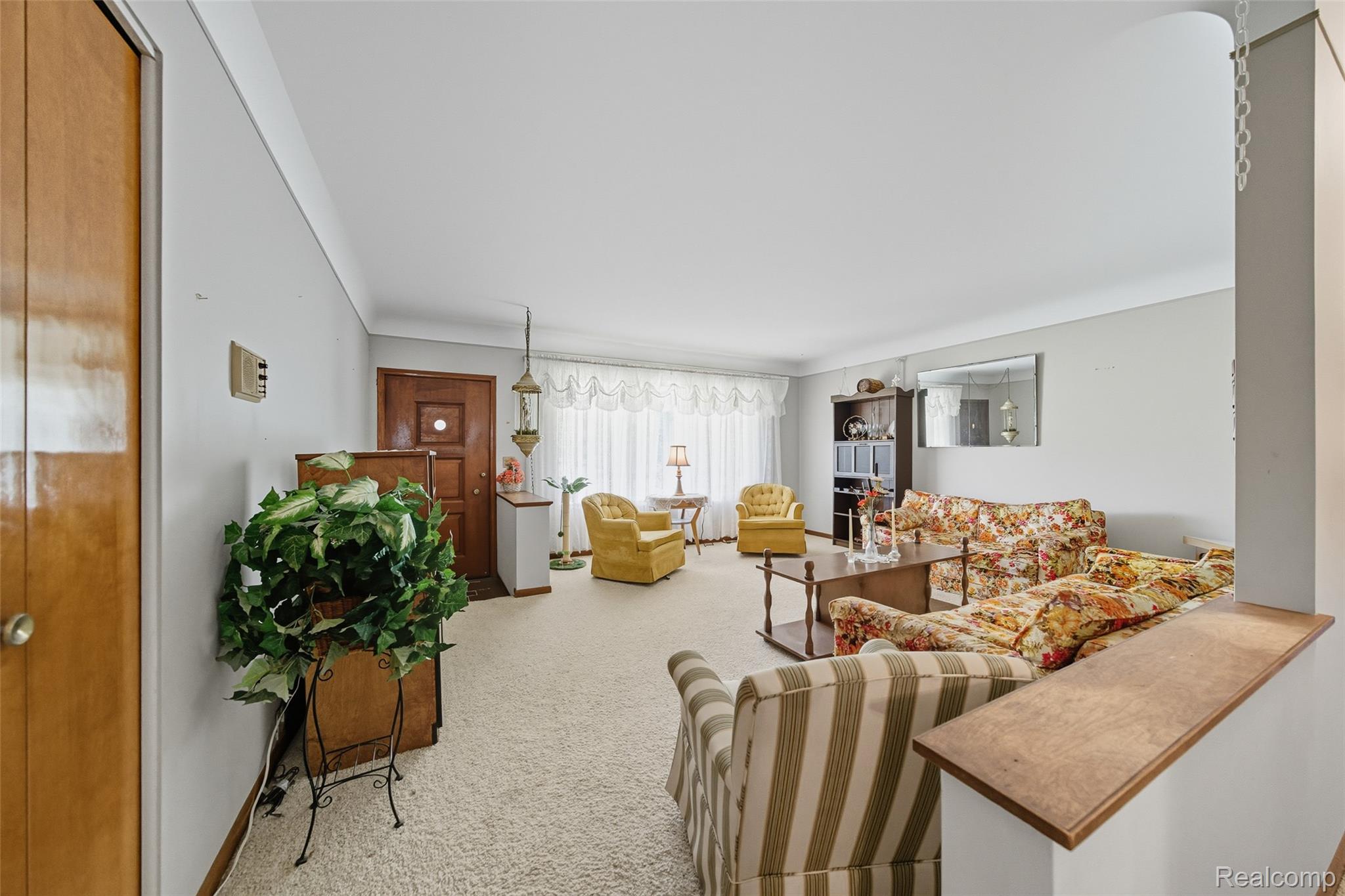 28570 Norwood Avenue