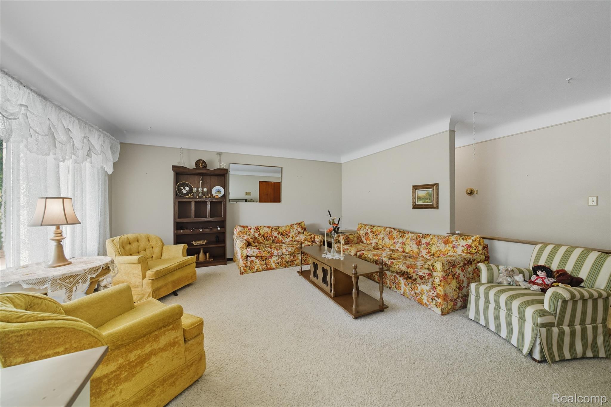 28570 Norwood Avenue