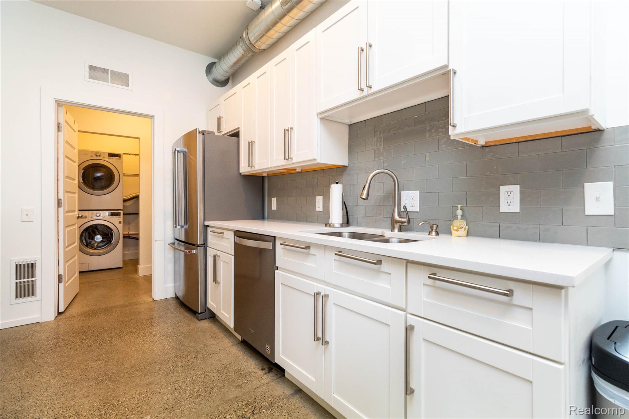 1300 Batavia Avenue 1