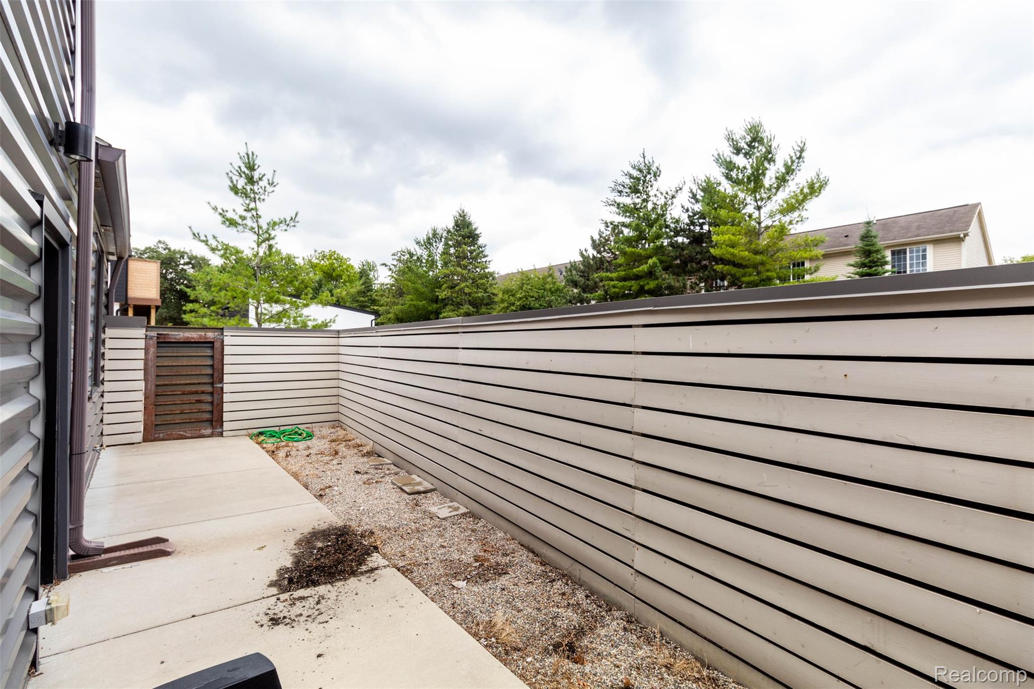 1300 Batavia Avenue 1