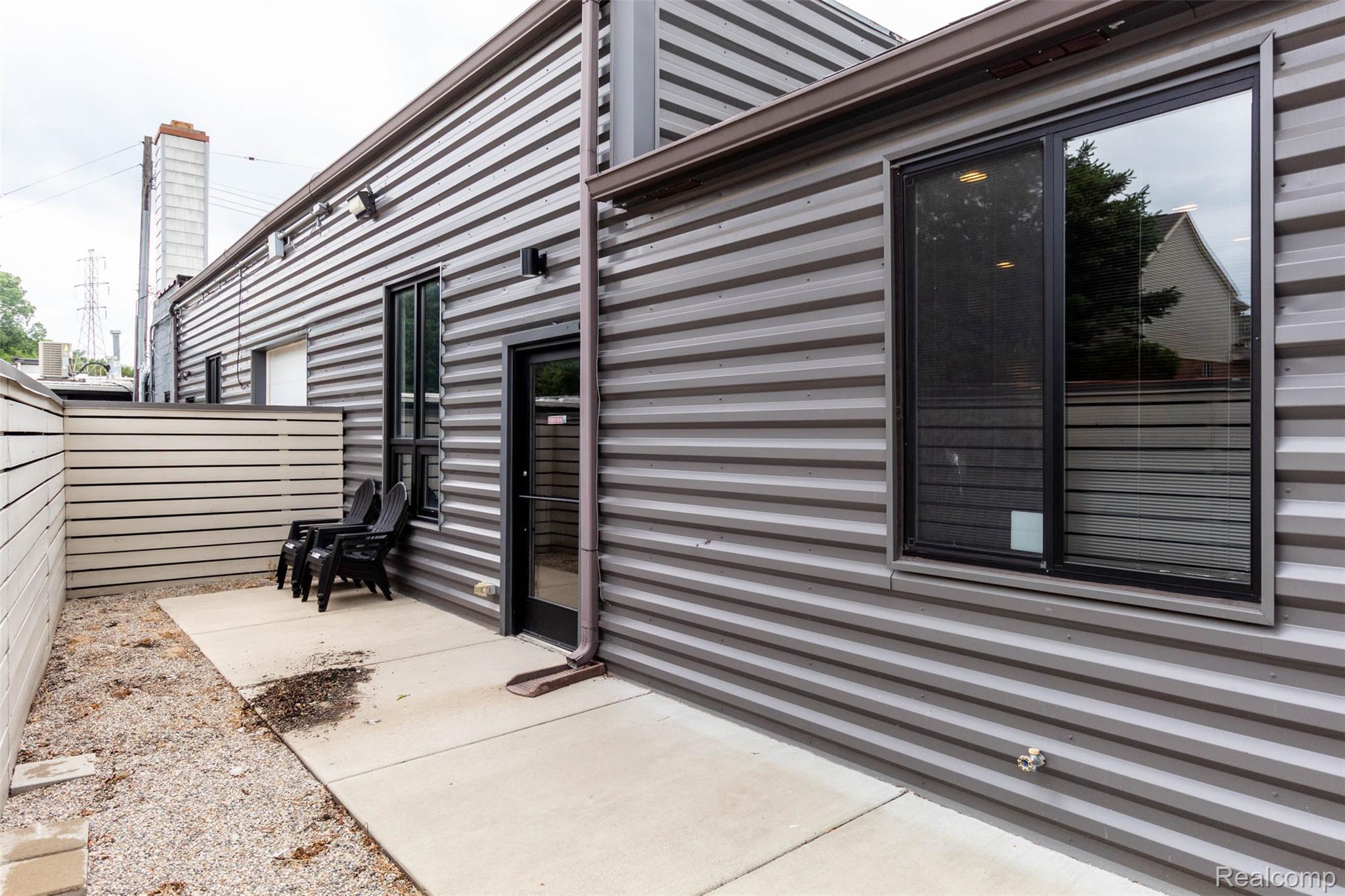 1300 Batavia Avenue 1