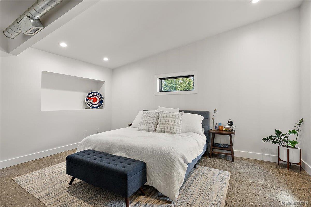 1300 Batavia Avenue 2