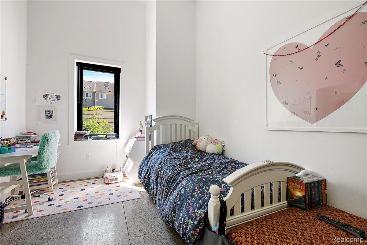 1300 Batavia Avenue 2