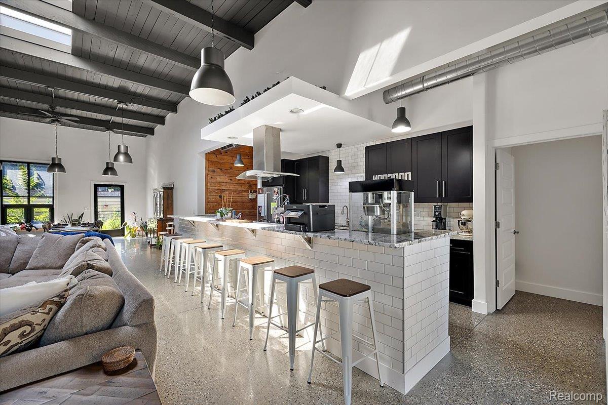 1300 Batavia Avenue 2