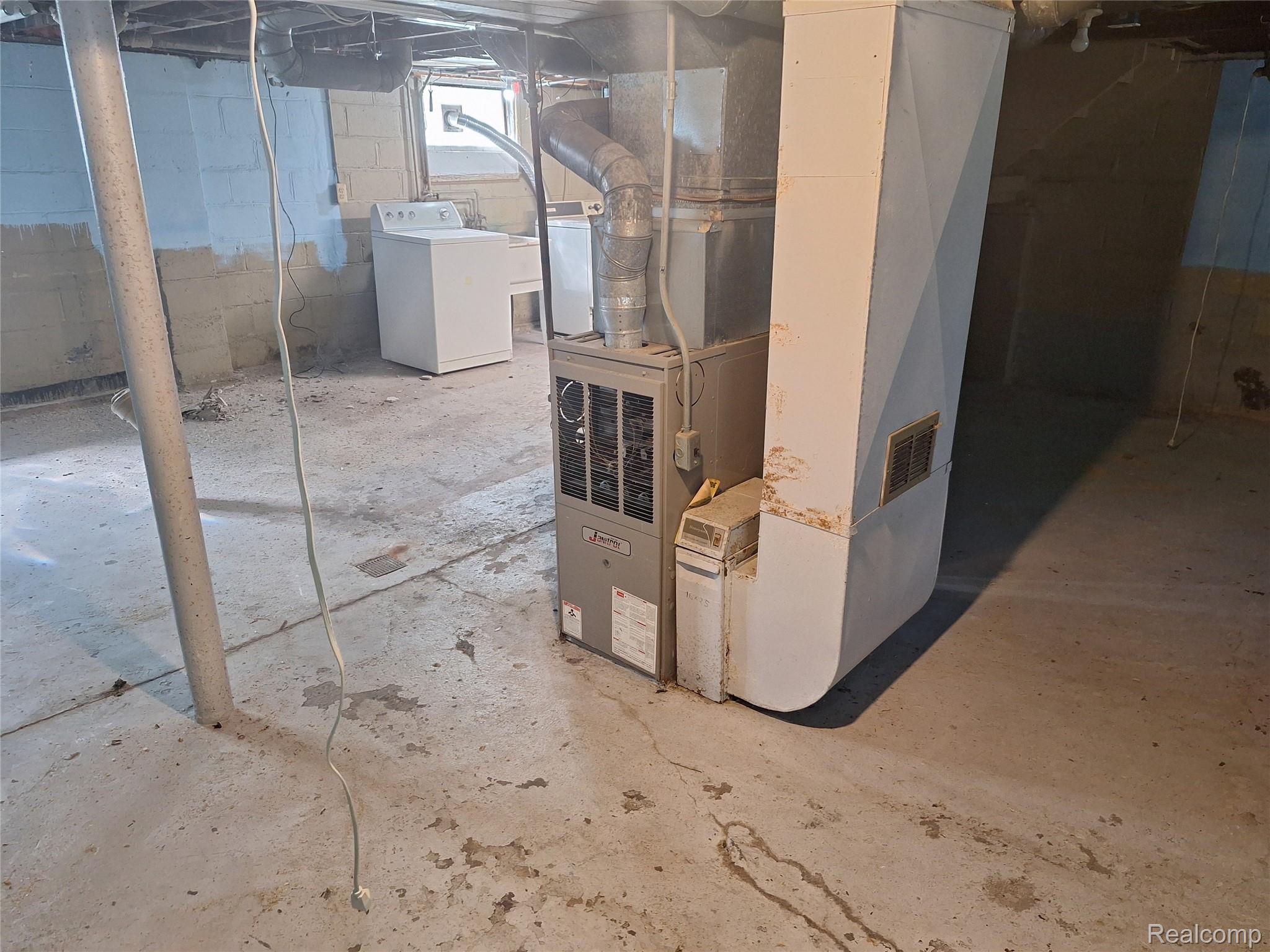 11359 Sherman Avenue