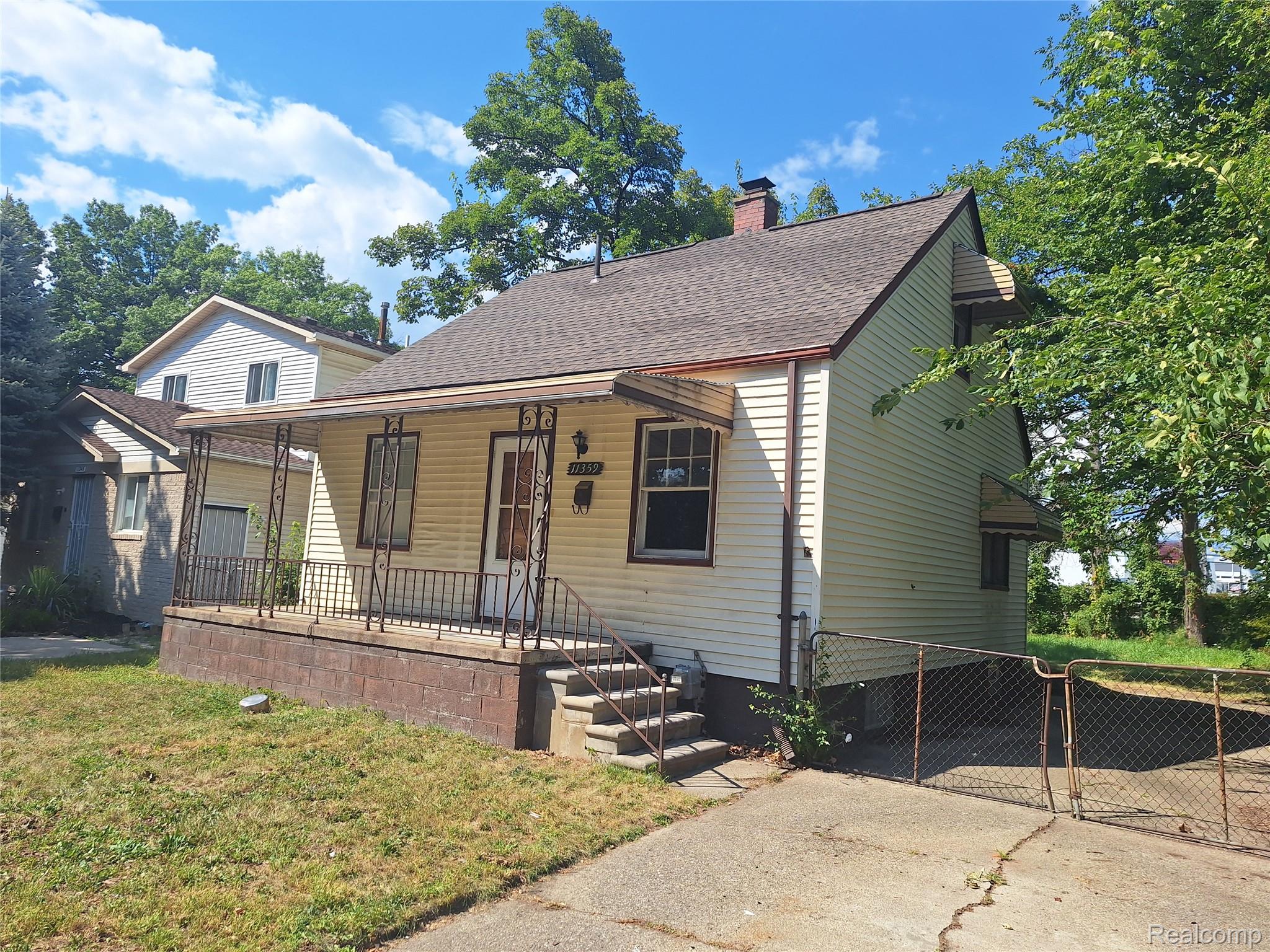 11359 Sherman Avenue