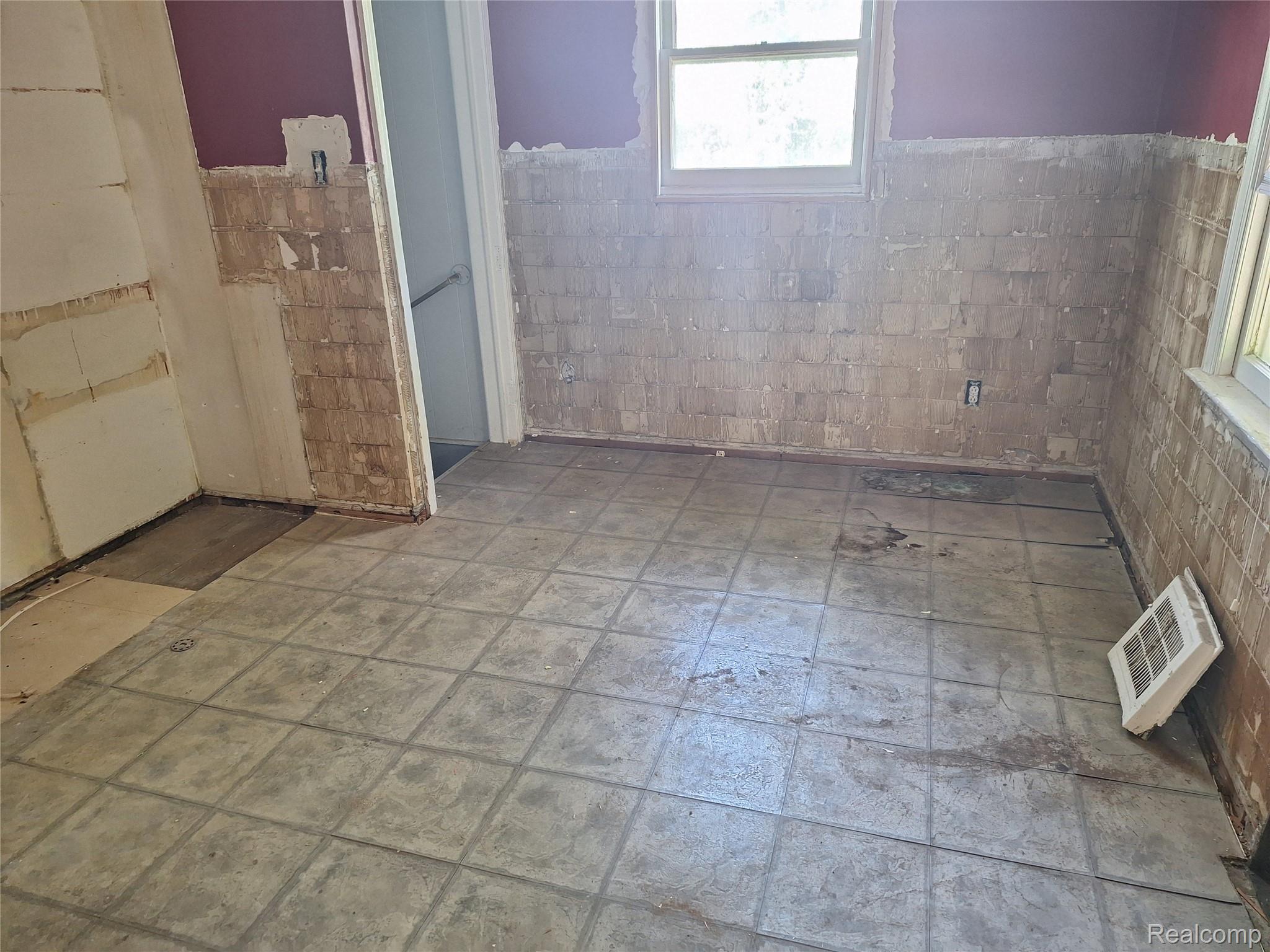 11359 Sherman Avenue