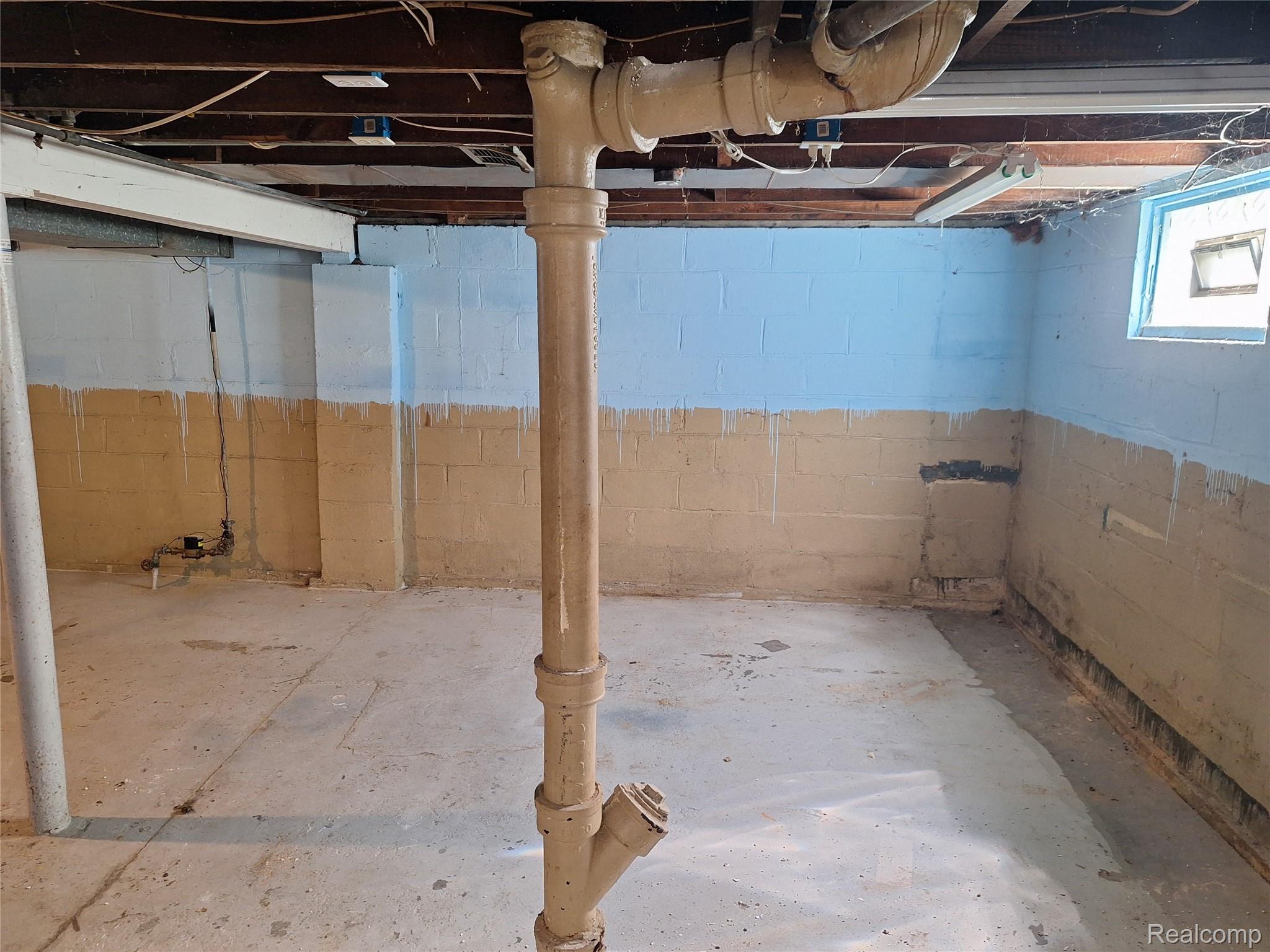 11359 Sherman Avenue