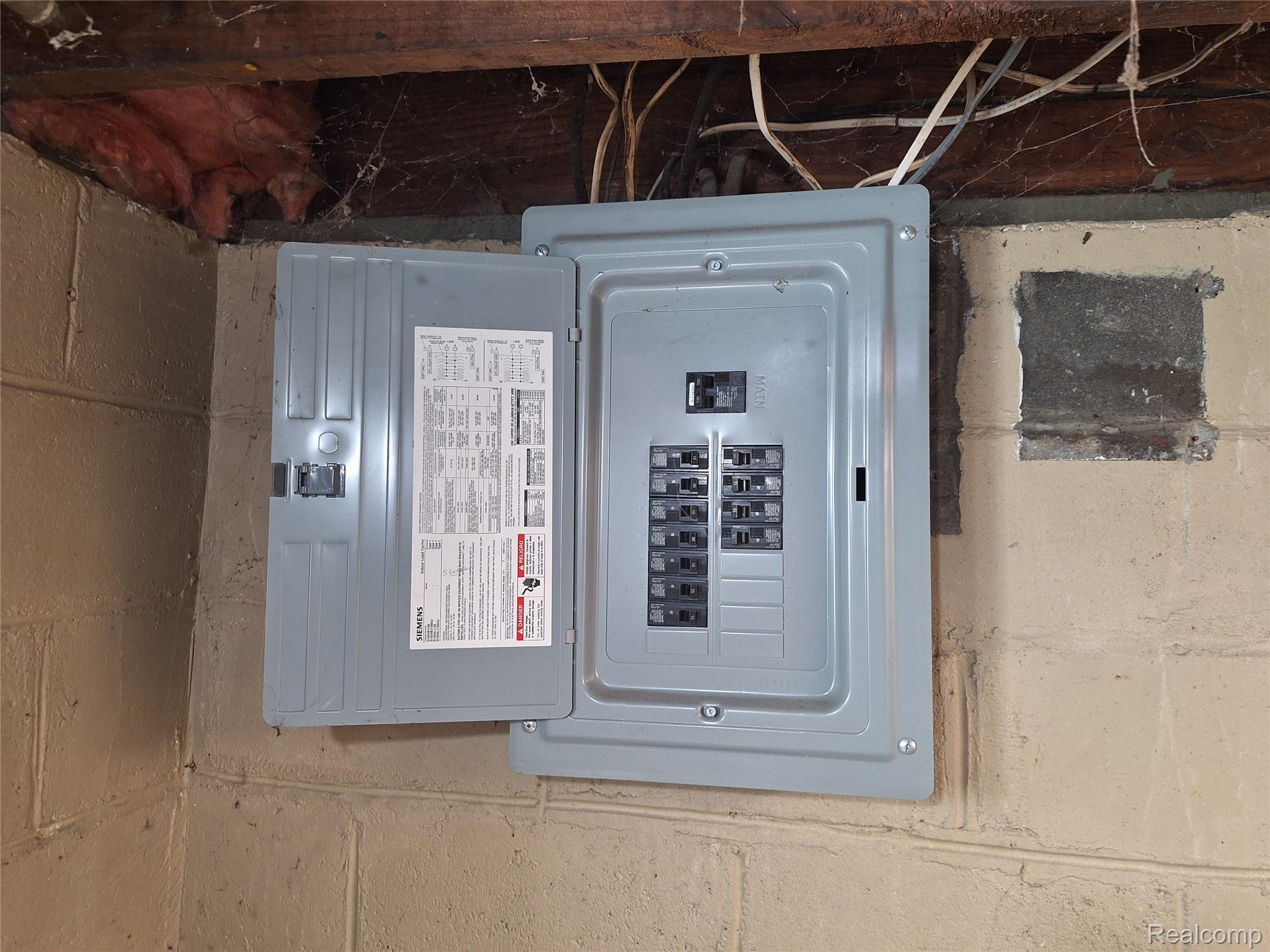 11359 Sherman Avenue