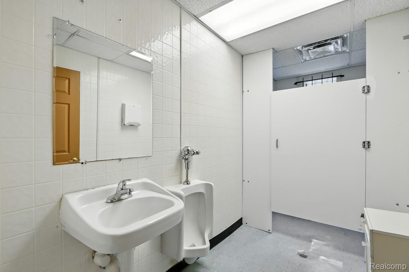 19042 W McNichols Road