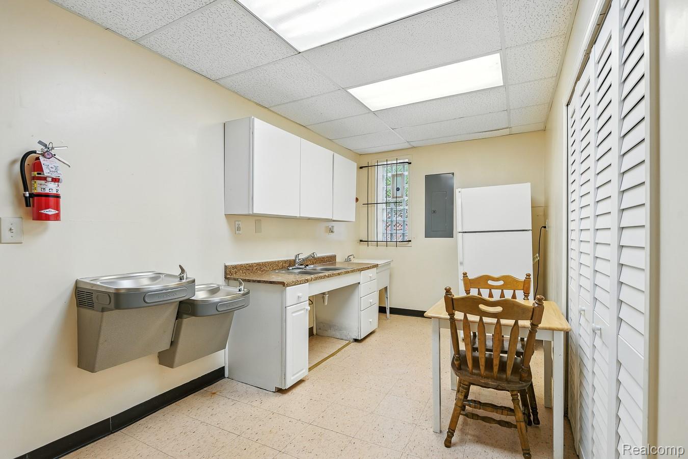 19042 W McNichols Road