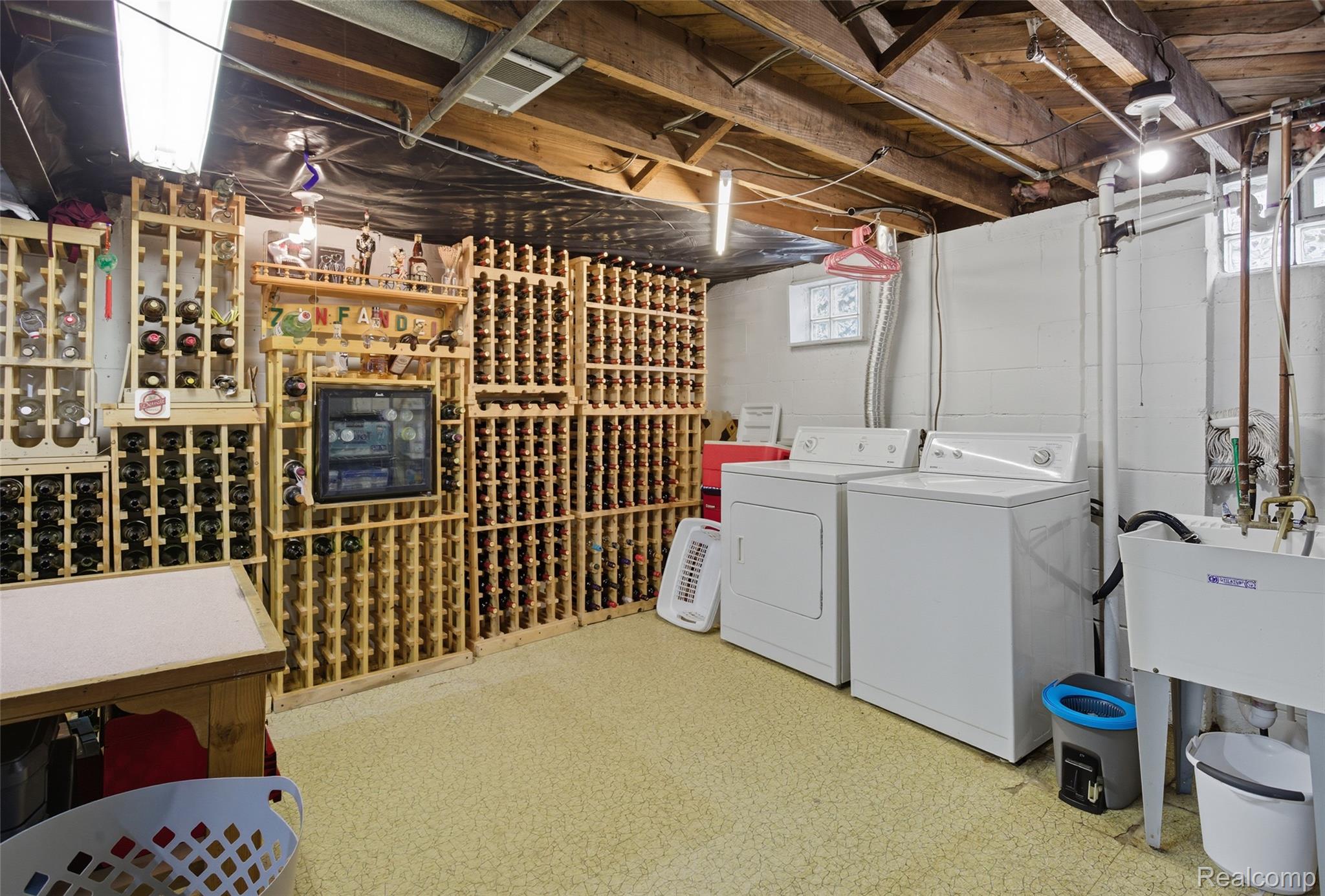 4176 Cummings Avenue