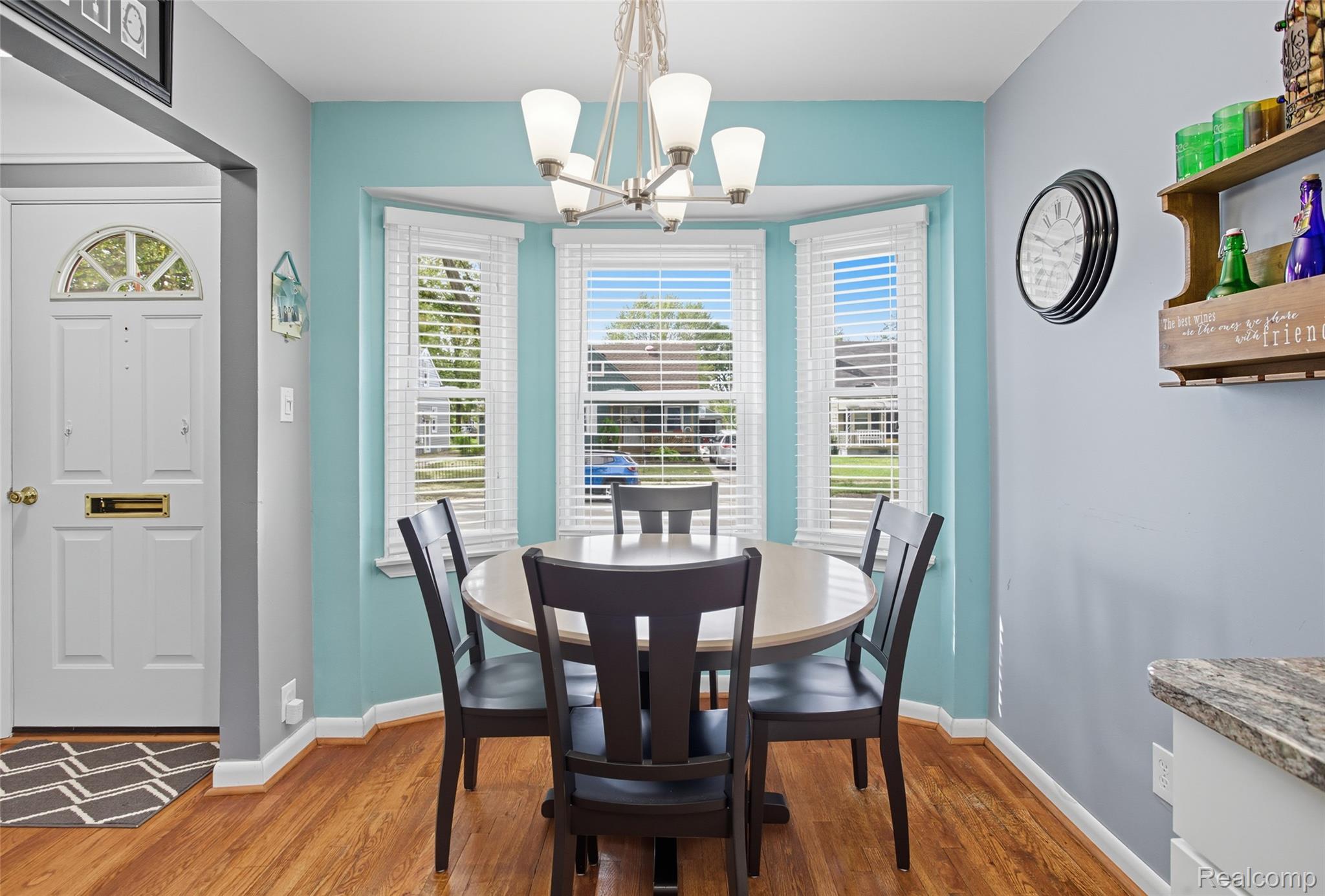 4176 Cummings Avenue