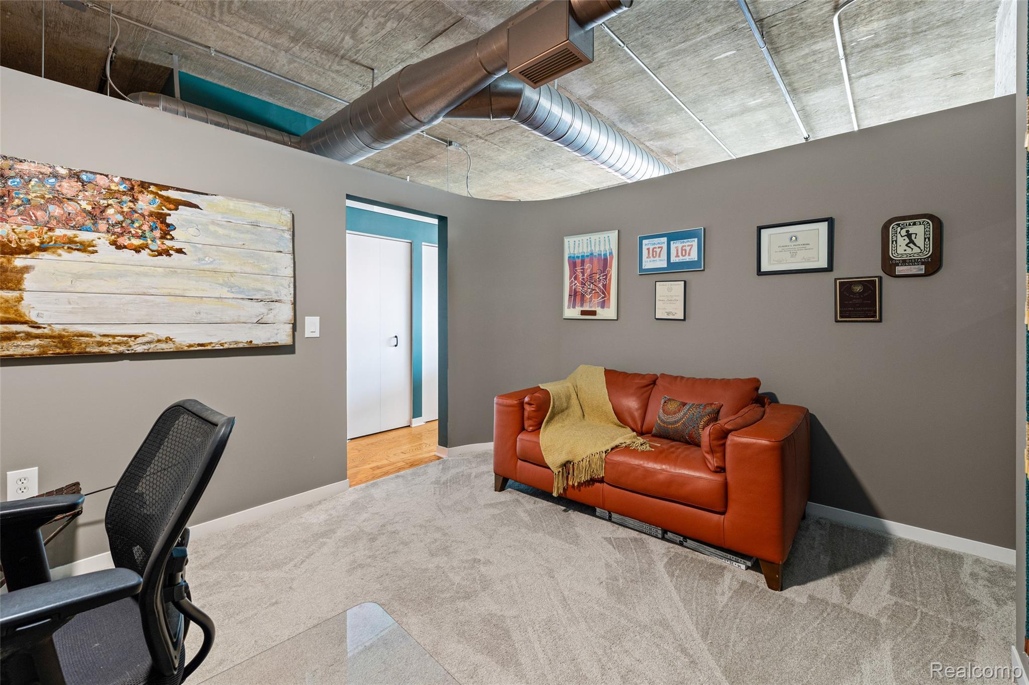 100 W 5th Street 504