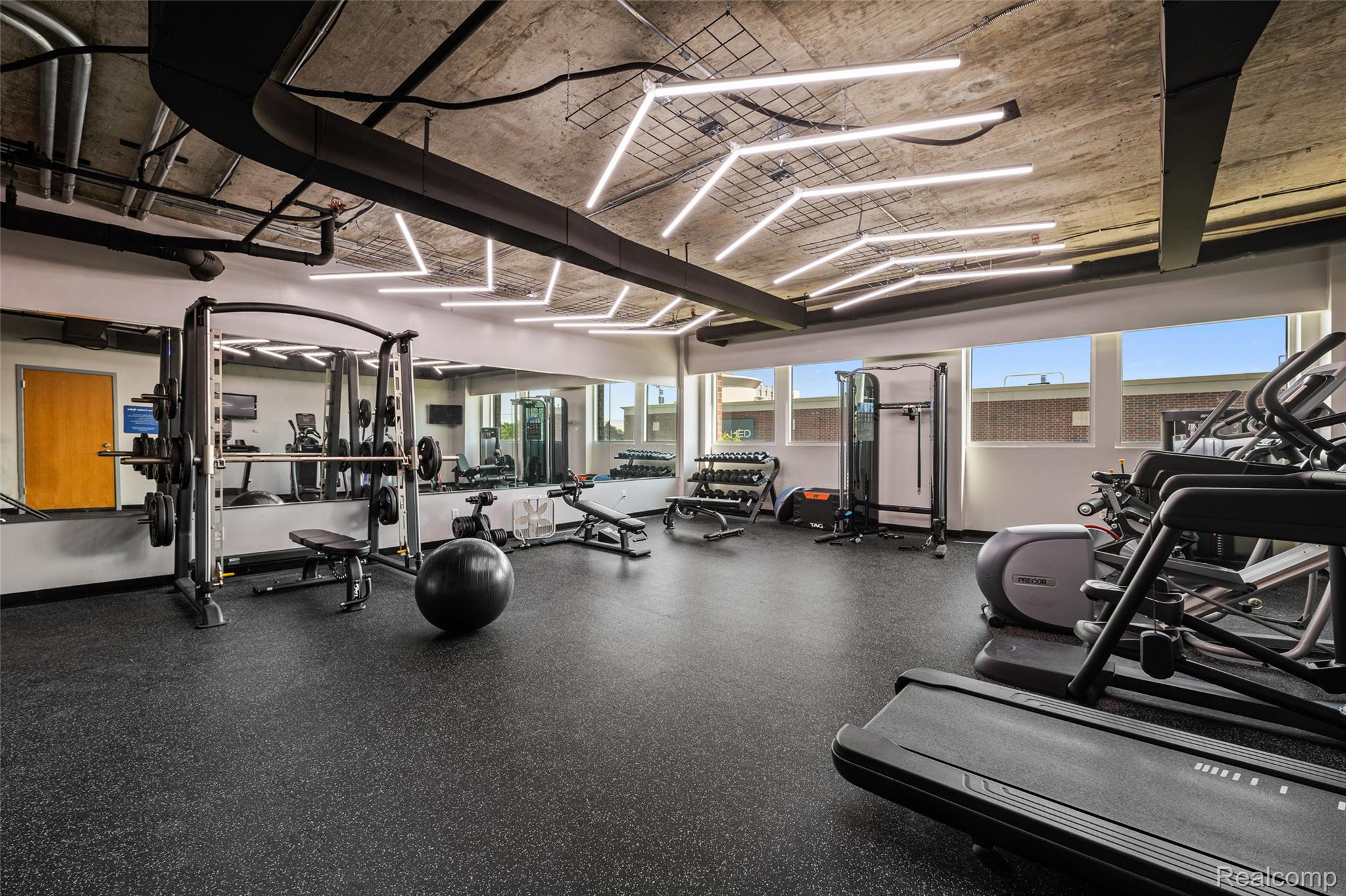 100 W 5th Street 504