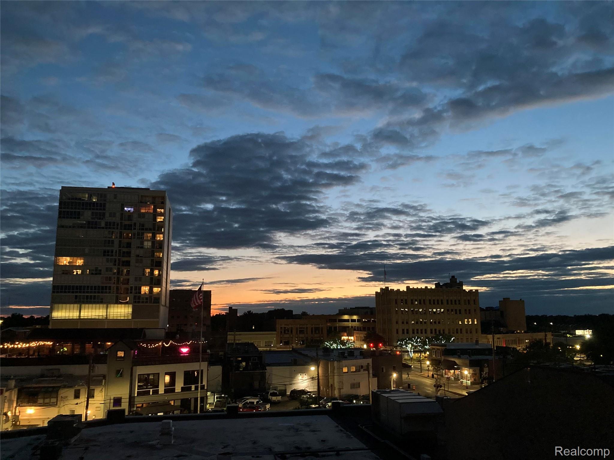 100 W 5th Street 504