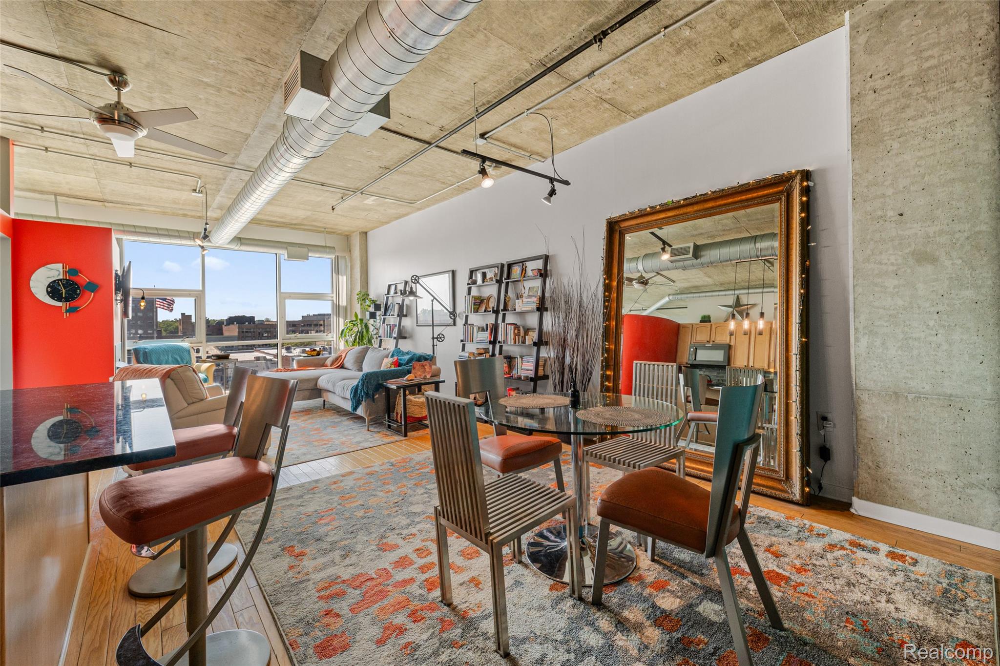 100 W 5th Street 504