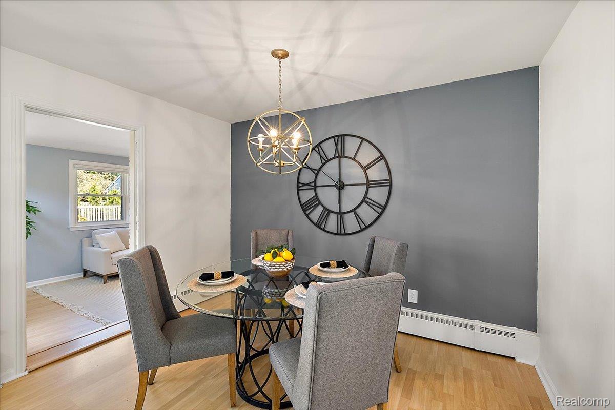 16276 Amherst Avenue S