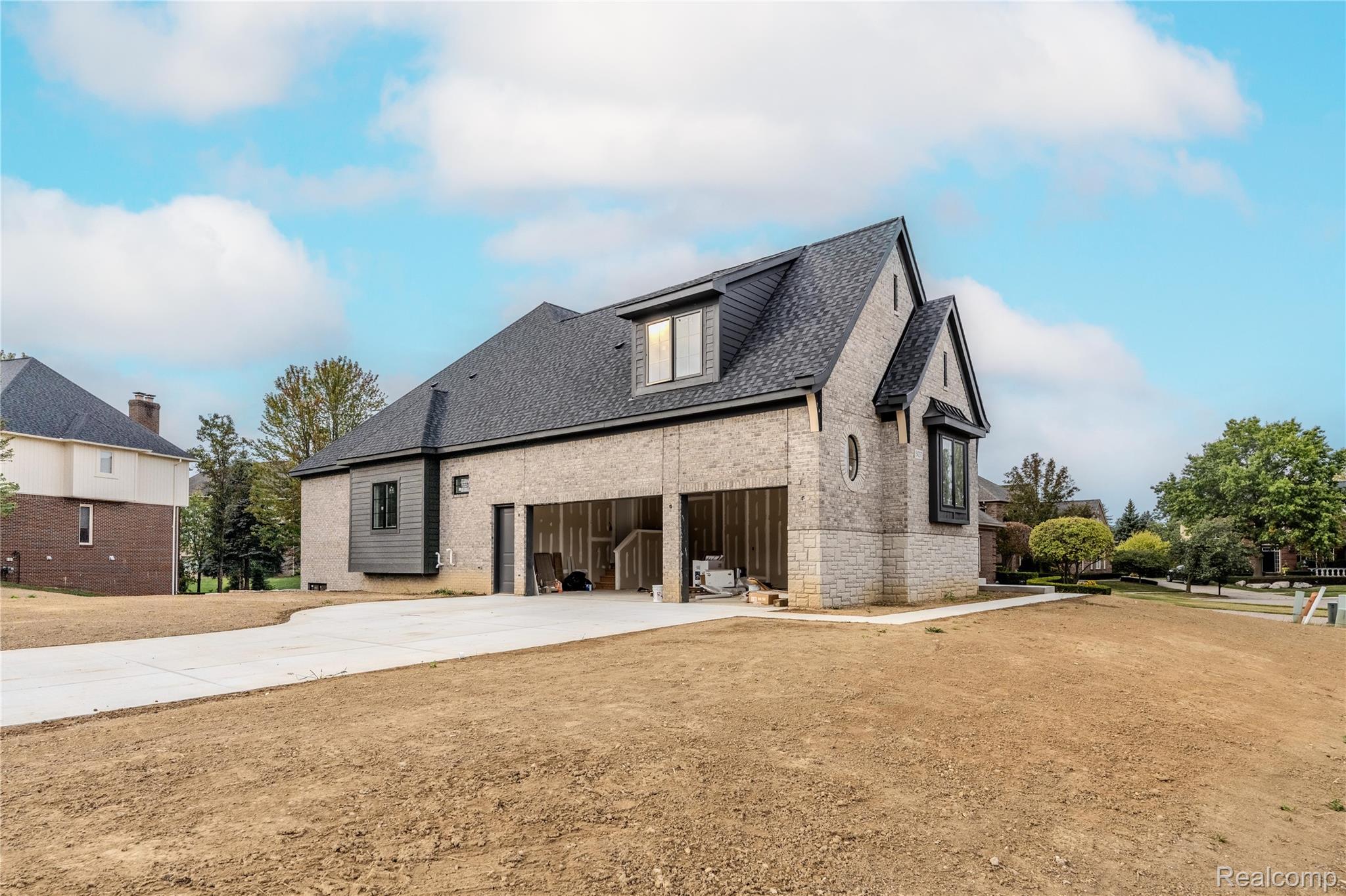 54237 Trieste Court