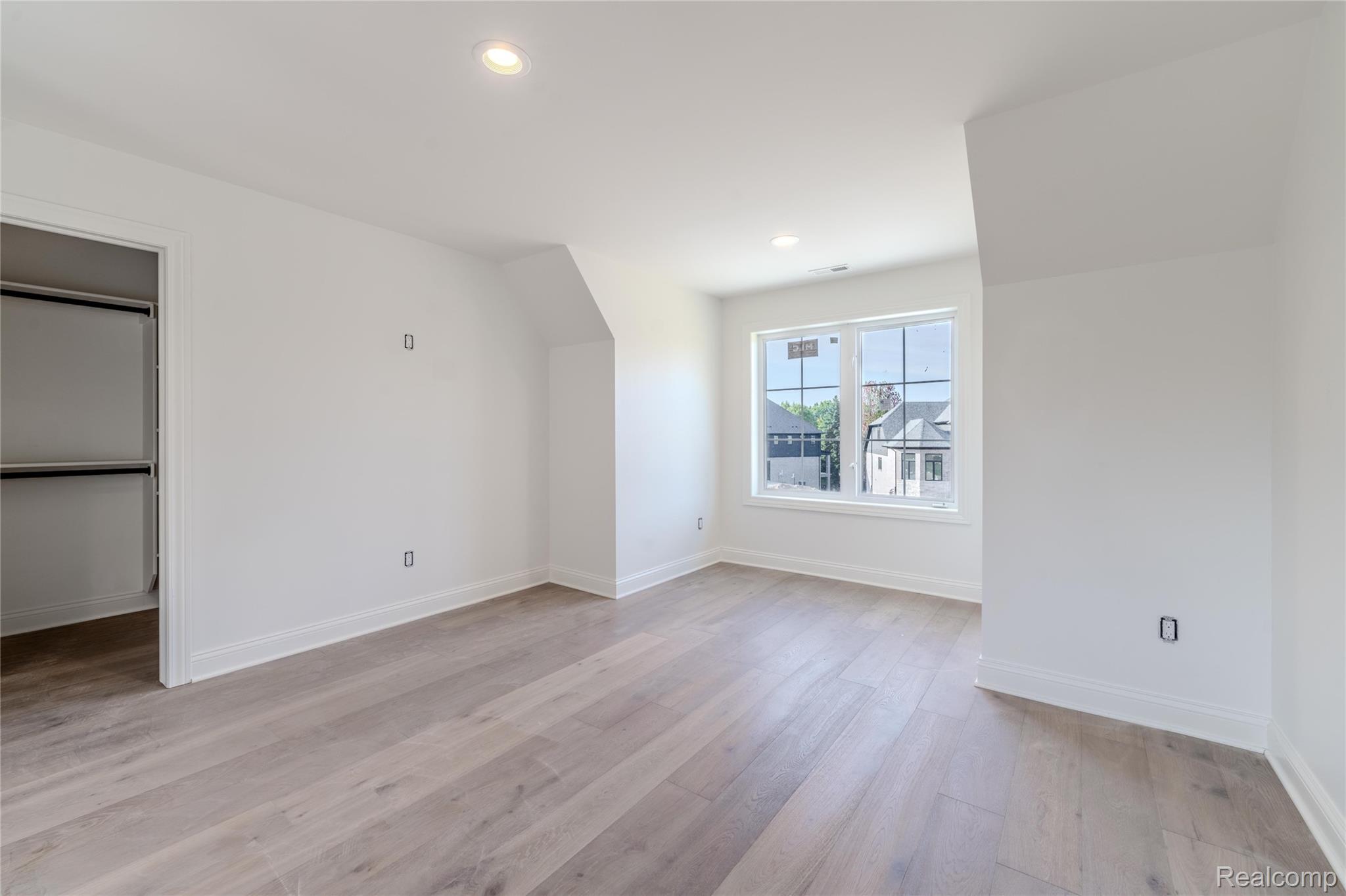 54237 Trieste Court