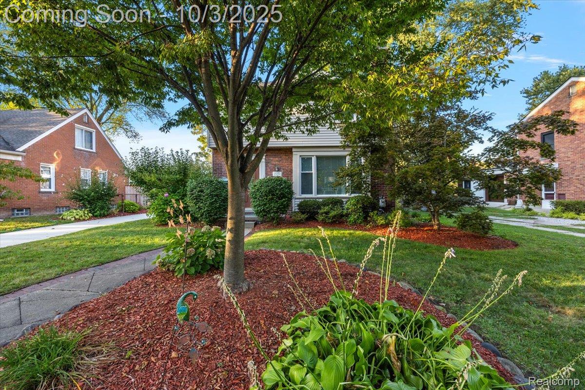 13154 Kingston Avenue