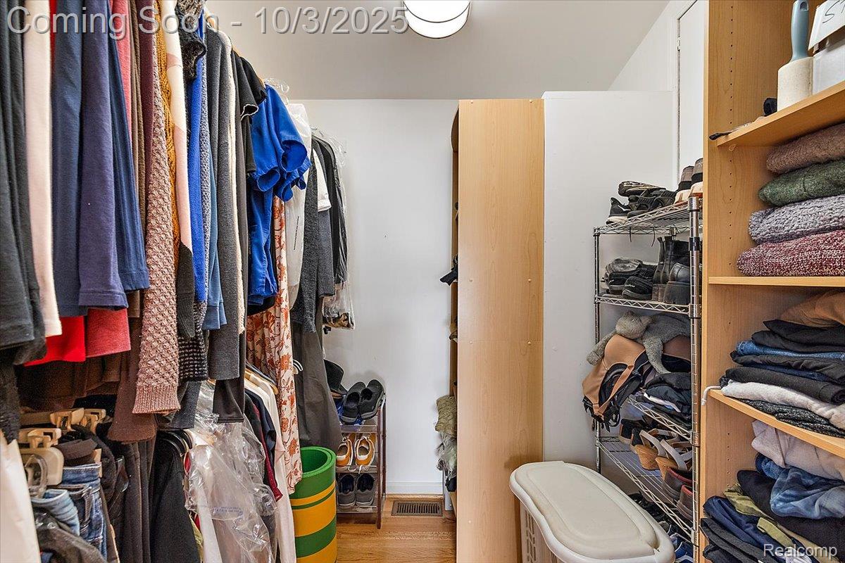 13154 Kingston Avenue