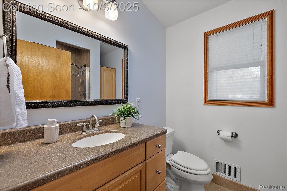 13154 Kingston Avenue