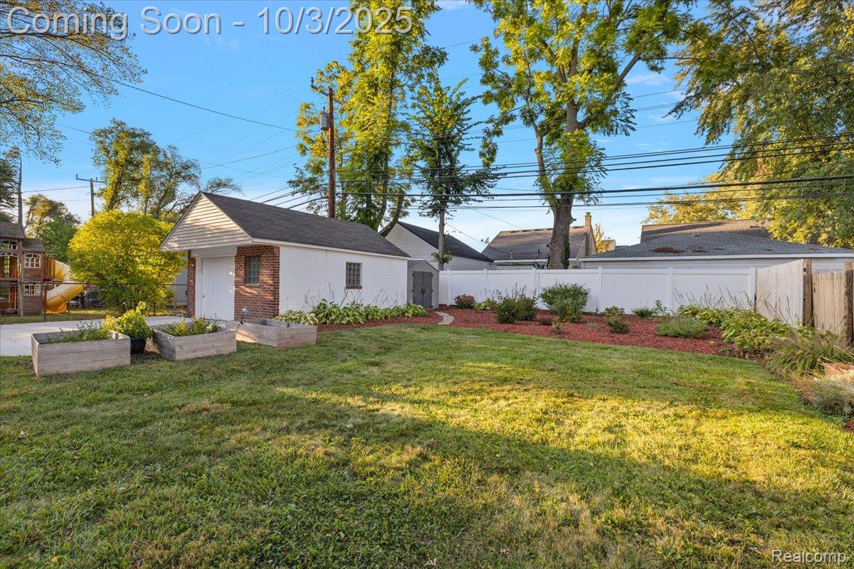 13154 Kingston Avenue