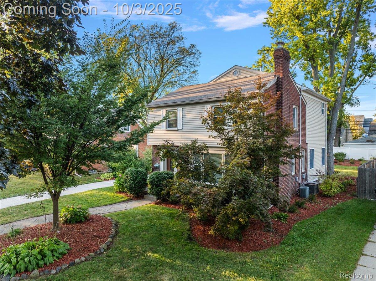 13154 Kingston Avenue