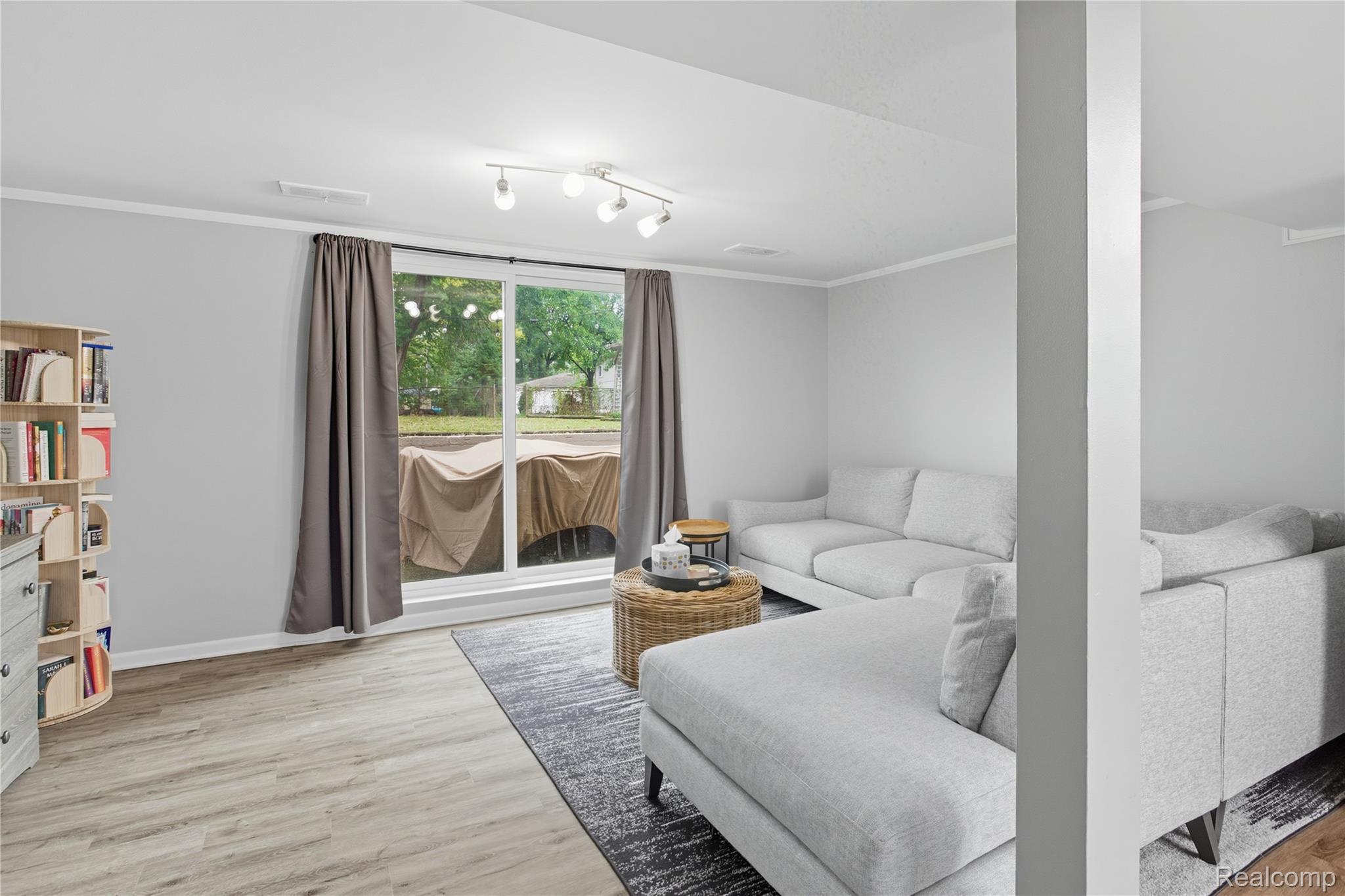 12133 Chattman Drive