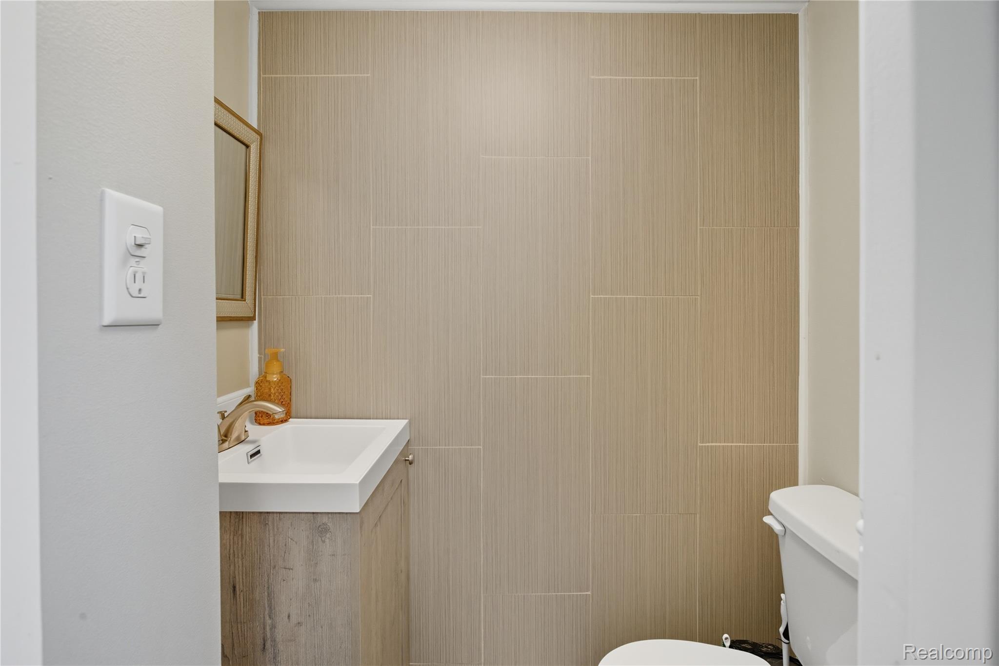 12133 Chattman Drive