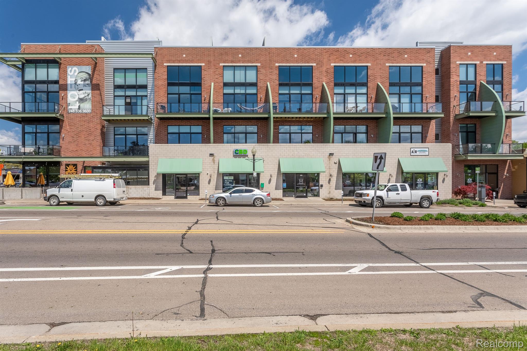 211 E 9 Mile Road 207