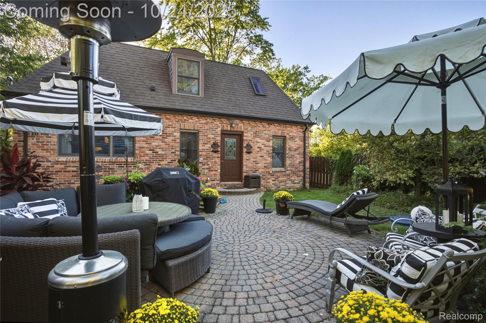 8094 Huntington Road