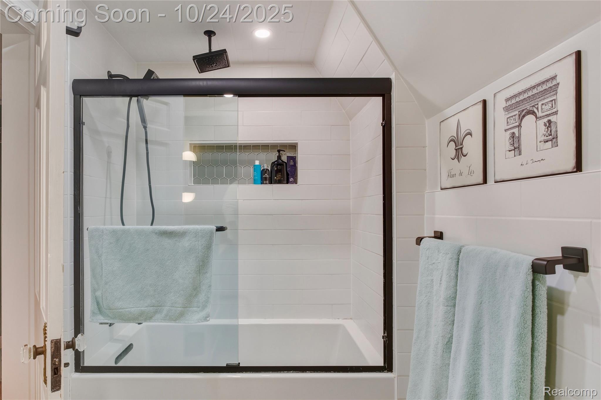 8094 Huntington Road