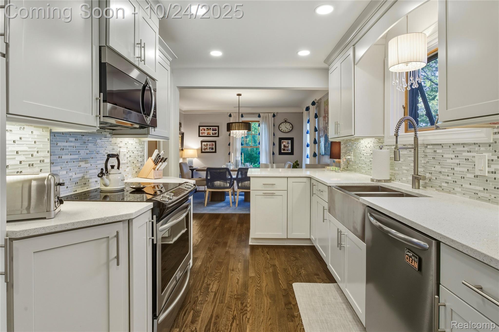 8094 Huntington Road