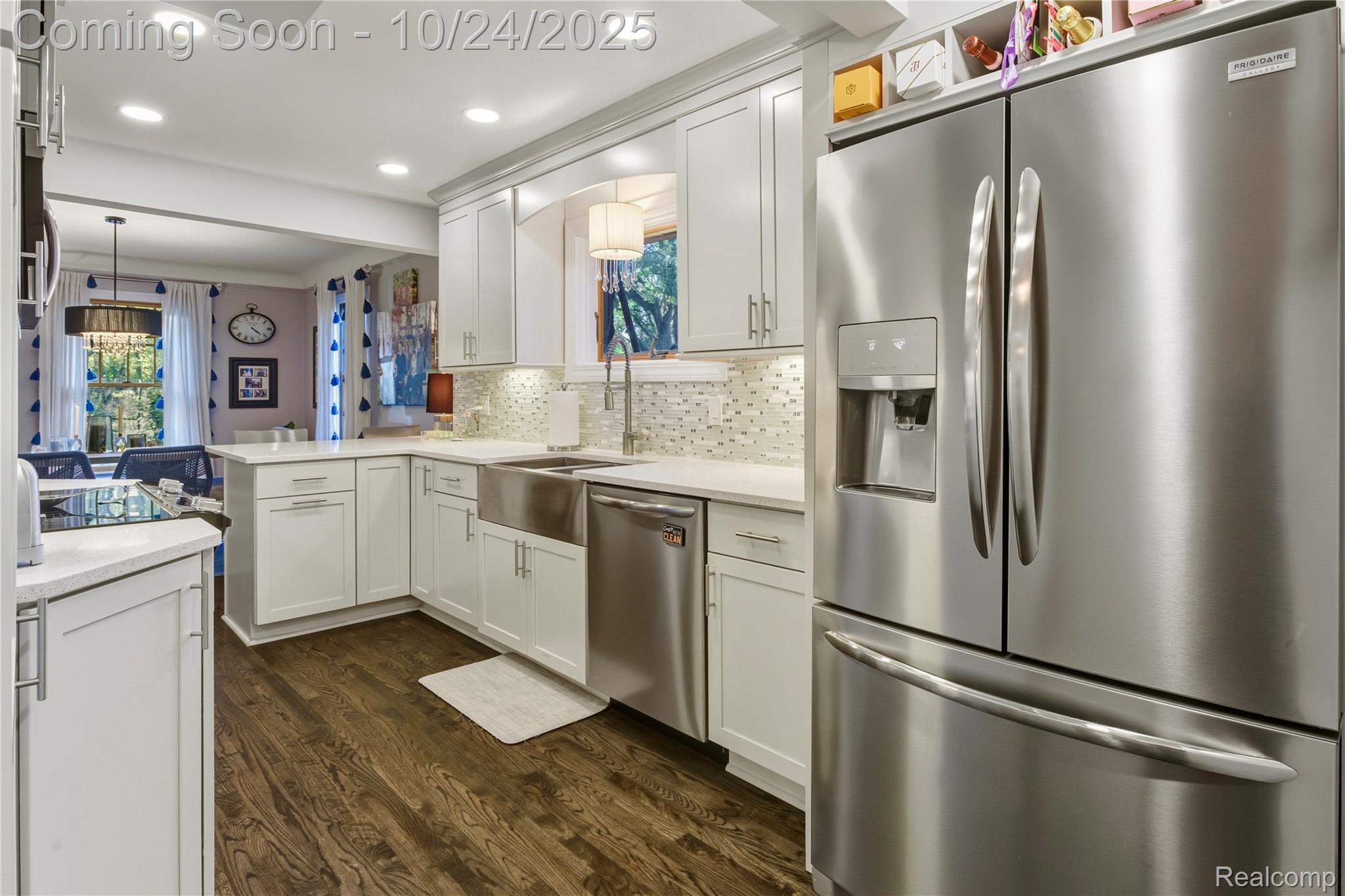 8094 Huntington Road