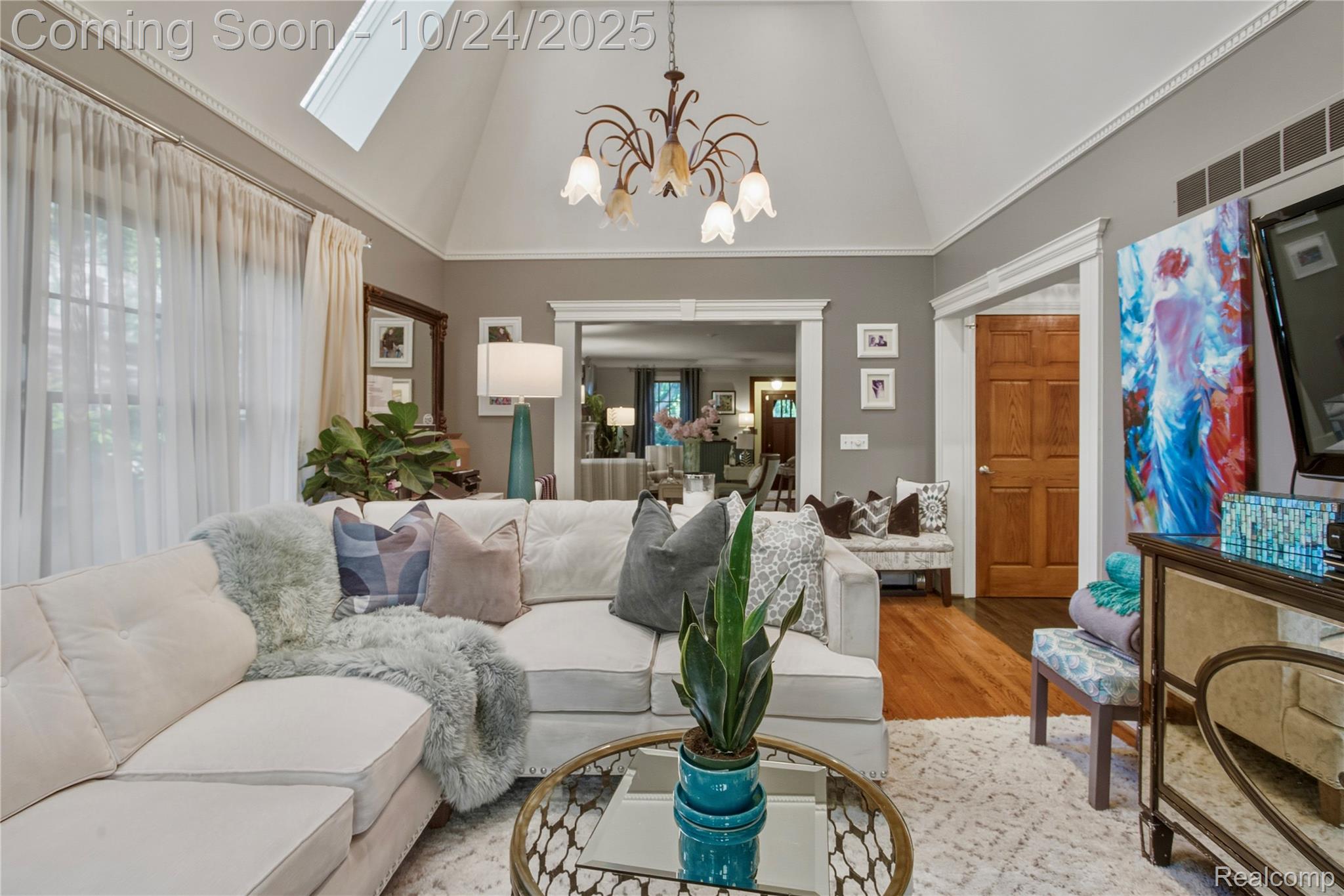 8094 Huntington Road