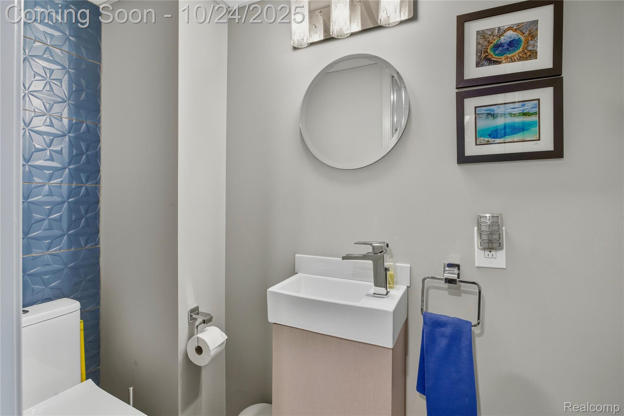 8094 Huntington Road