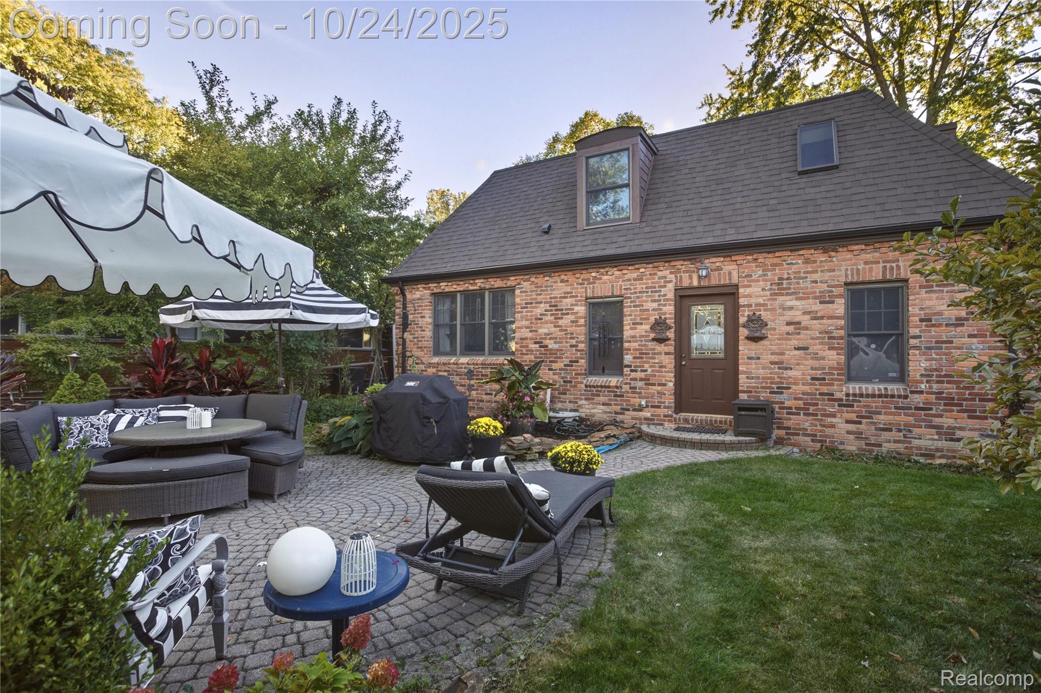 8094 Huntington Road