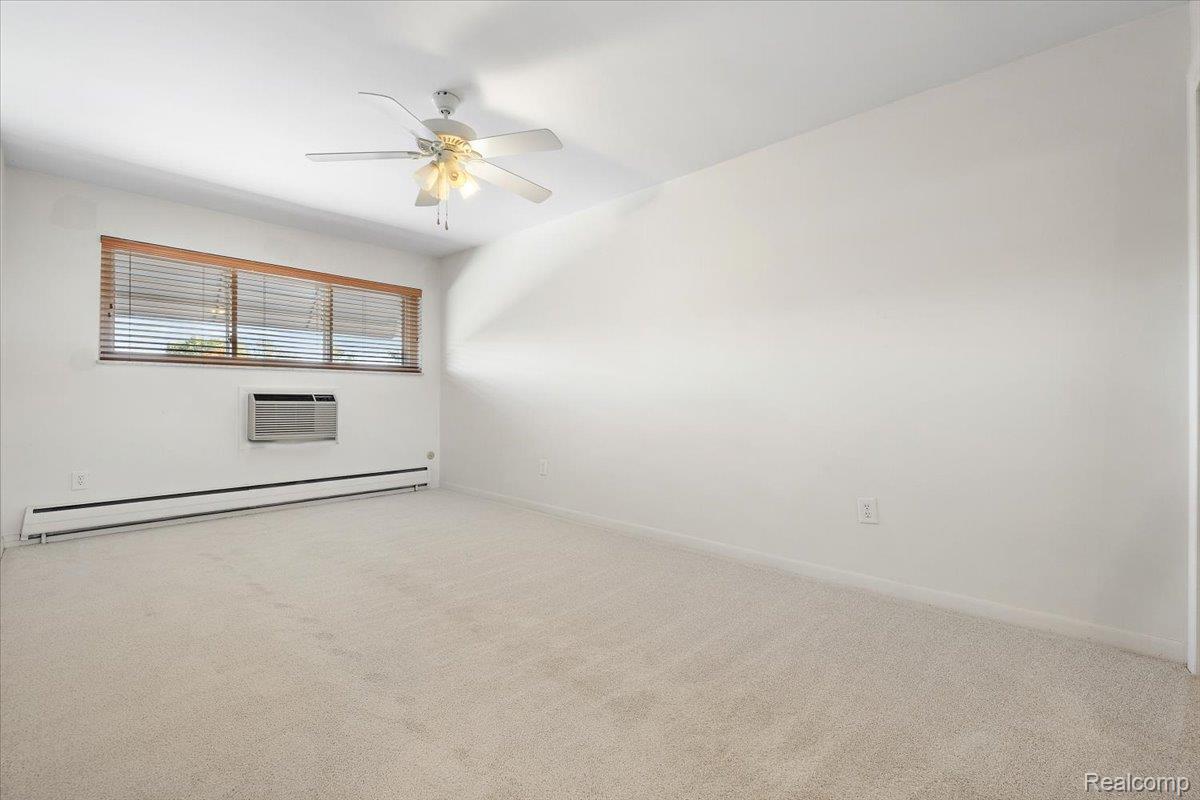 2915 W 13 Mile Road 407