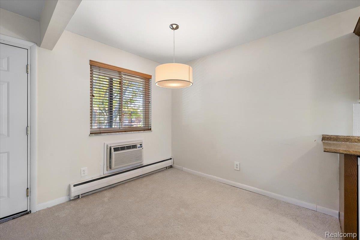 2915 W 13 Mile Road 407