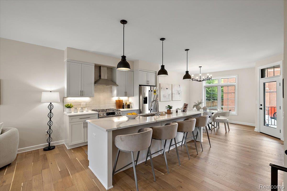 386 Notre Dame Street