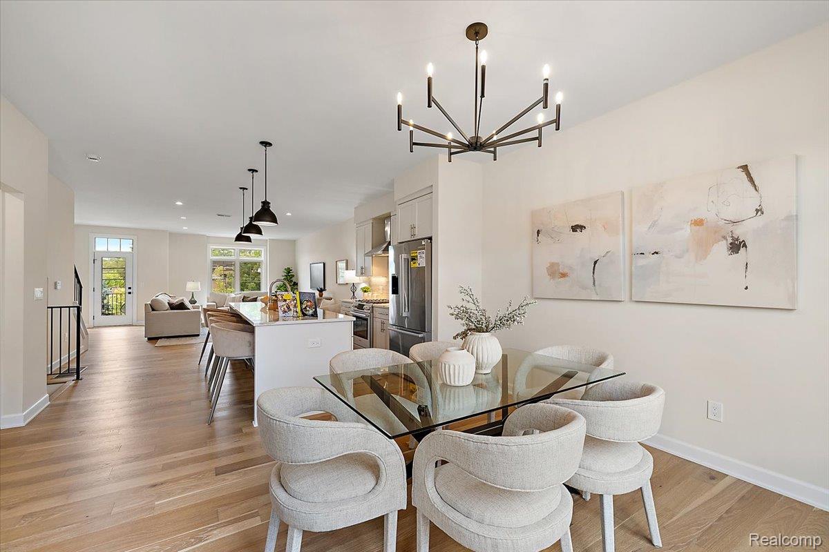 386 Notre Dame Street