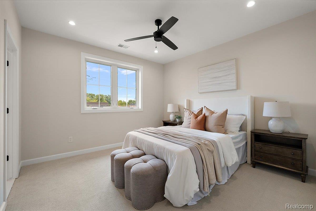 386 Notre Dame Street