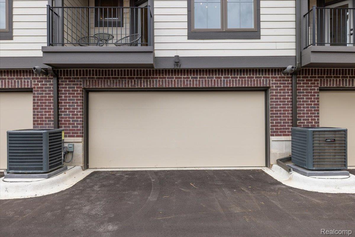 386 Notre Dame Street