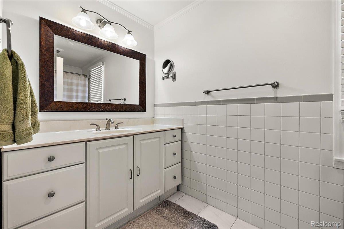 2136 Bonnieview Drive