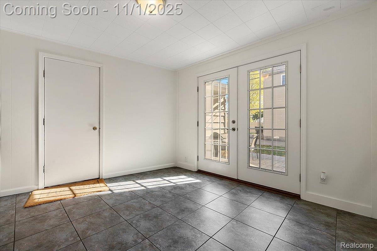 2136 Bonnieview Drive