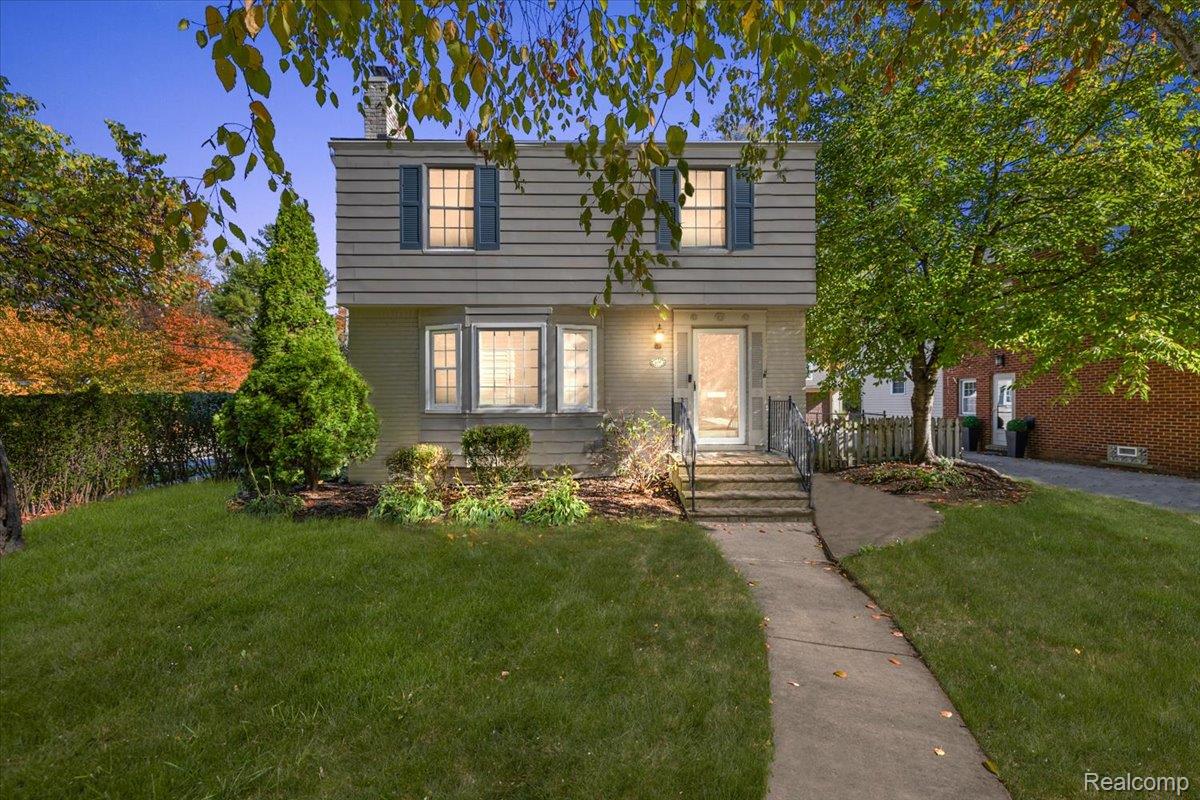 2136 Bonnieview Drive
